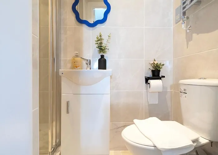 Modern Double W Private Bath & Free Parking Casa de Férias *