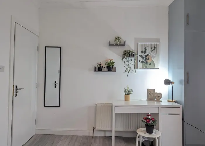 Σπίτι διακοπών Modern Double W Private Bath & Free Parking *